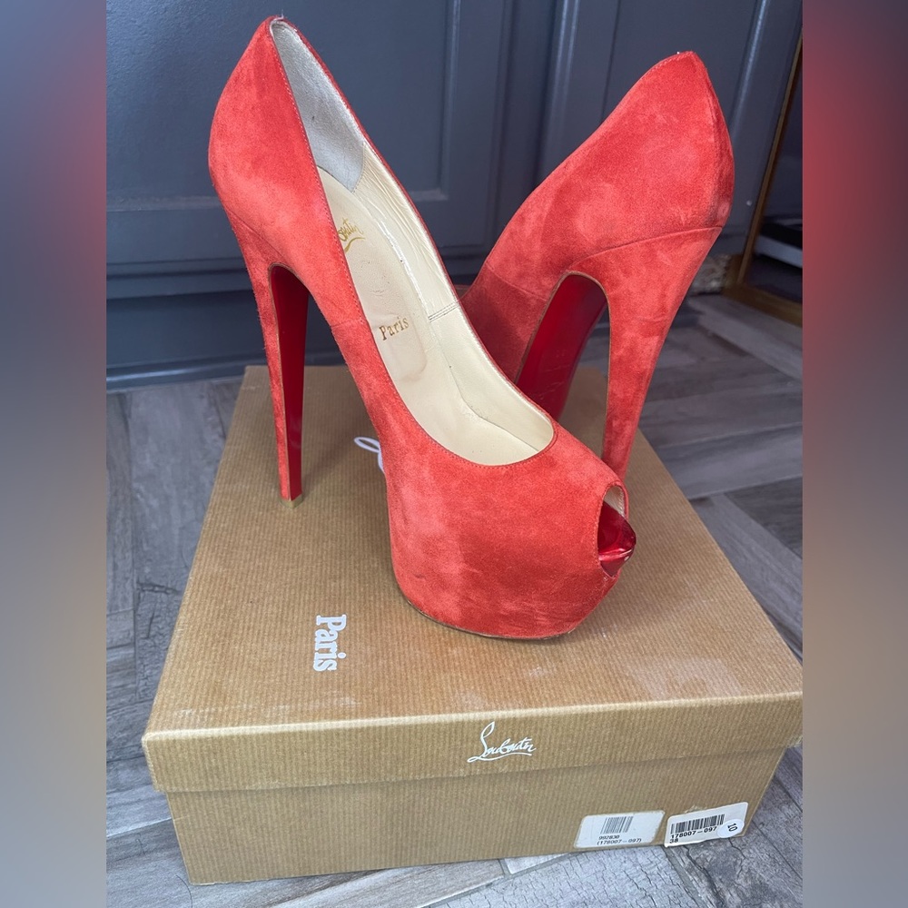 Christian Louboutin Highness 160 Veau Velours Specchio Toe size 38